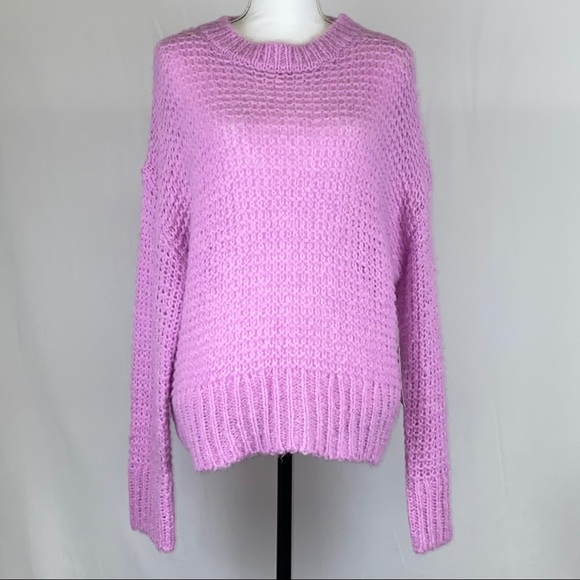 Chelsea28 Crewneck Sweater - Picture 3 of 5